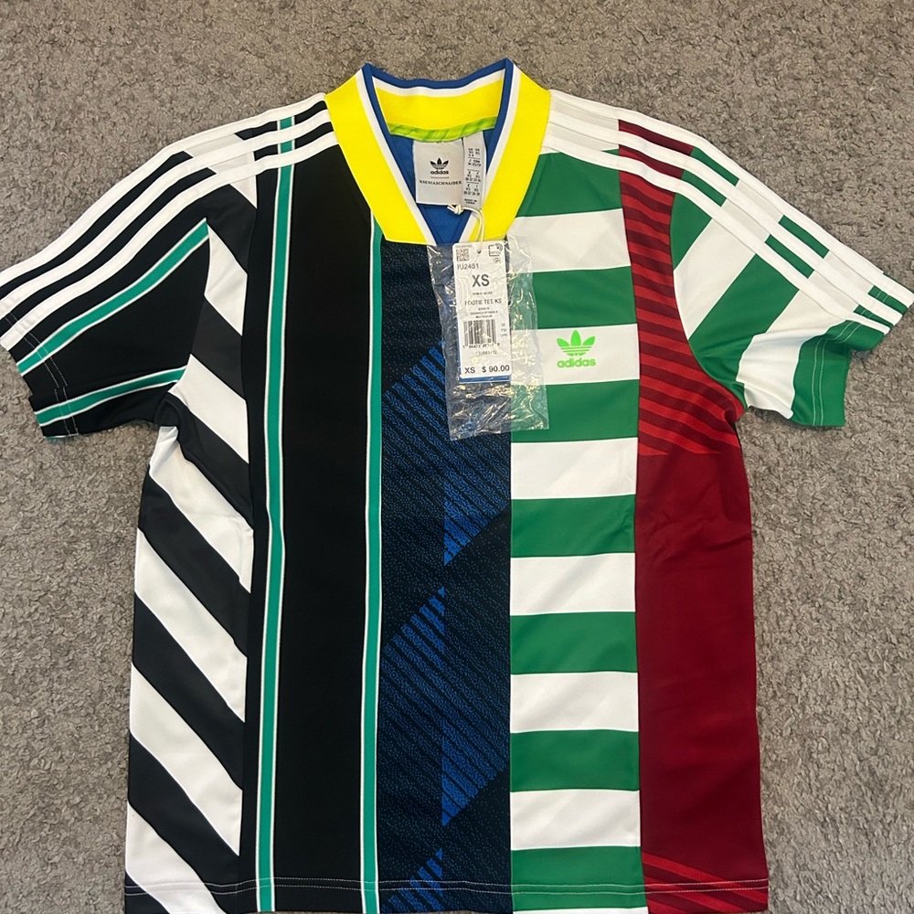 New  Adidas Footie Tee XS $90 iu2461